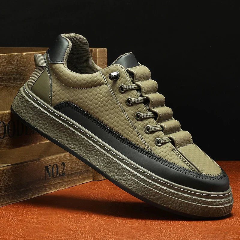 Casual Edge Sneaker